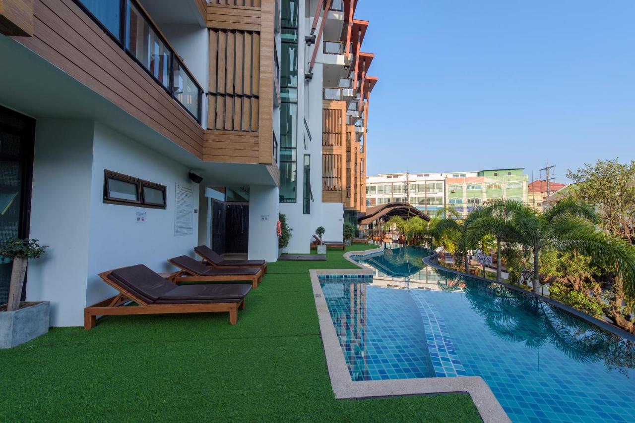 Hotel The Lunar Patong Phuket