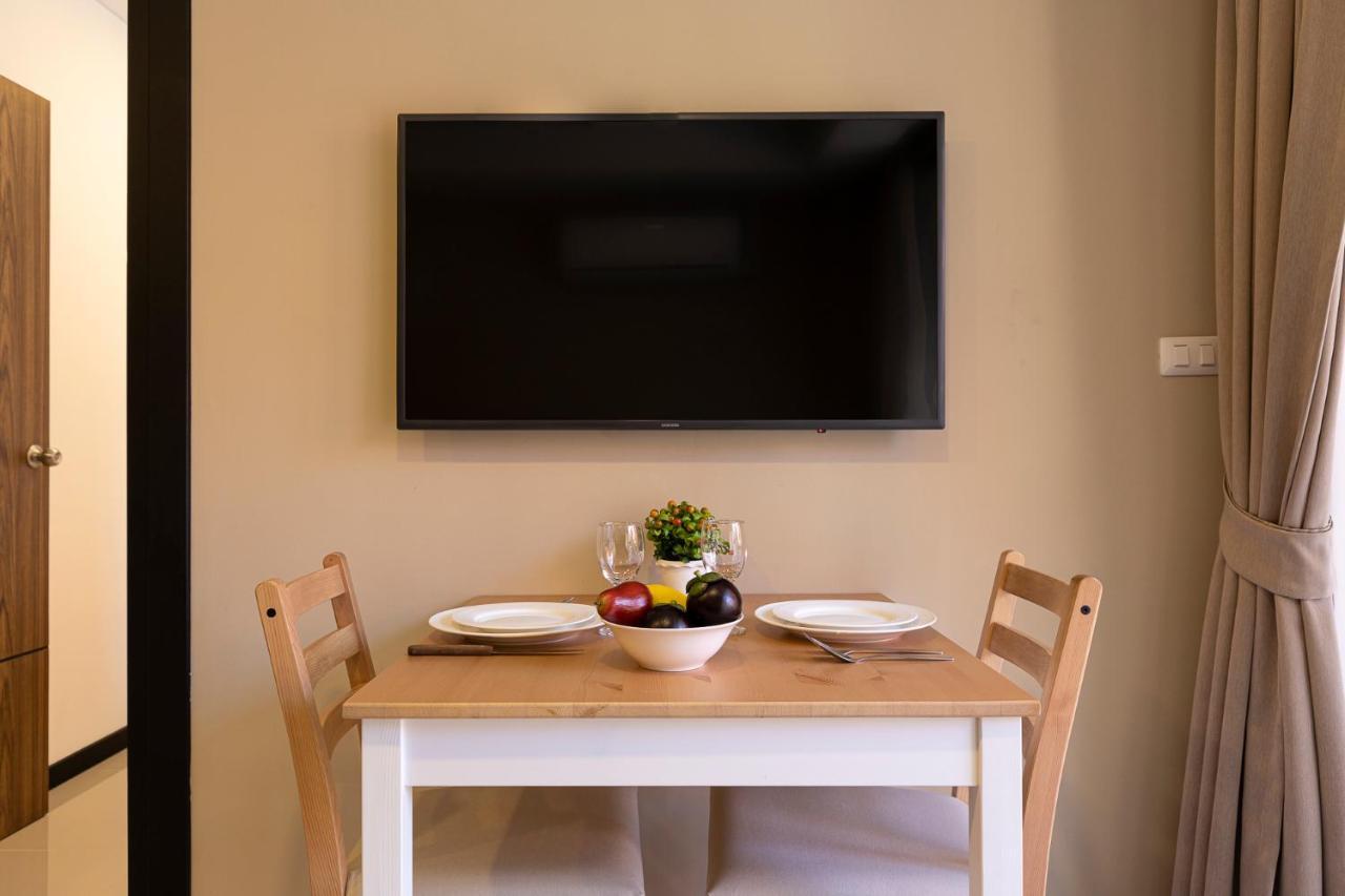 Naiharn Sea By Holy Cow, 1-br, Courtyard View *