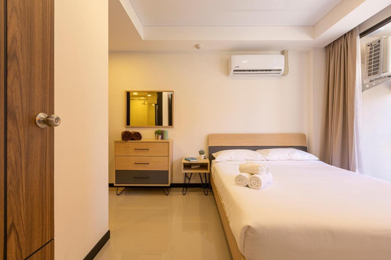 Naiharn Sea By Holy Cow, 1-br, Courtyard View Apartment