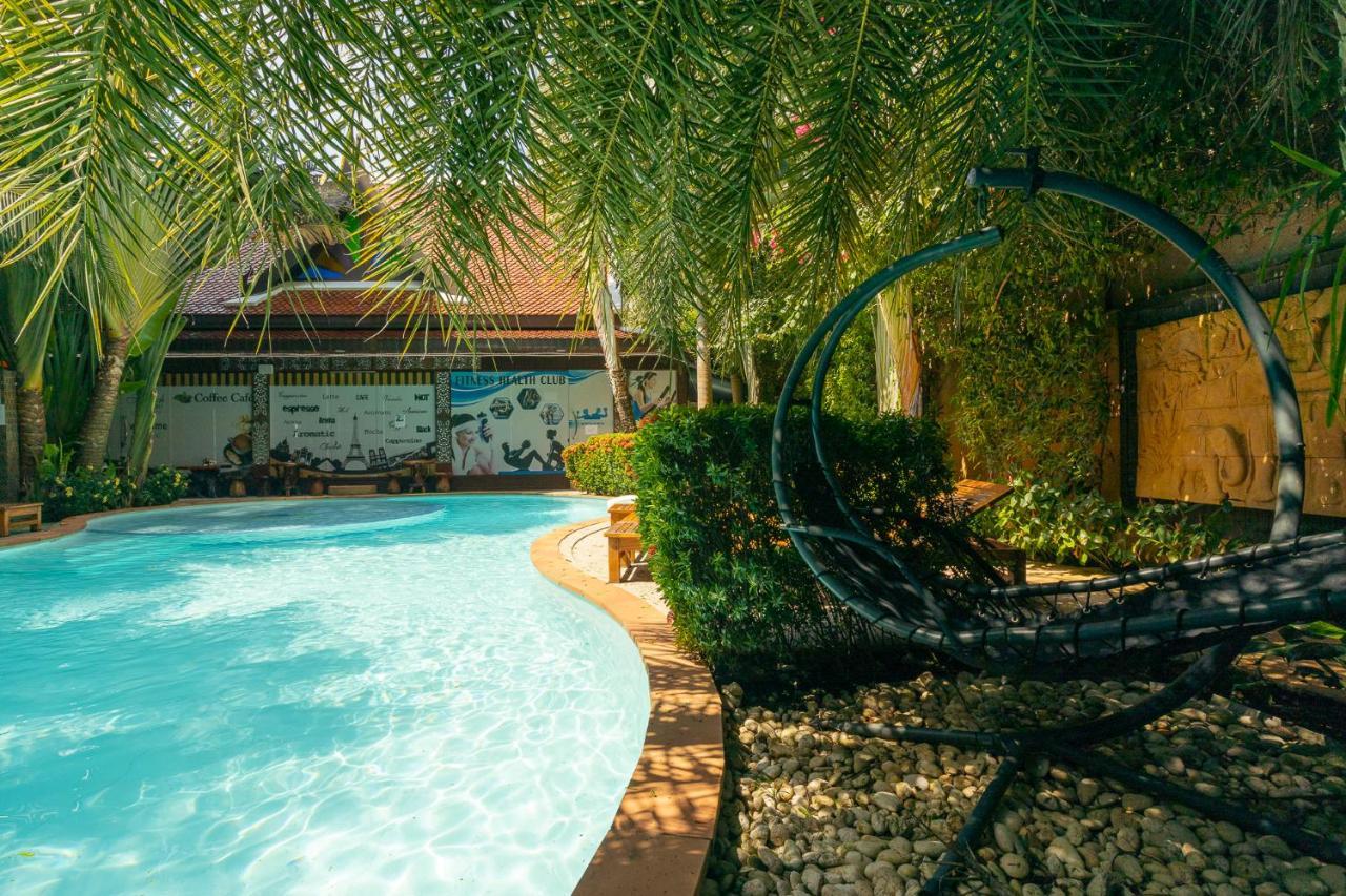 Naiharn Sea By Holy Cow, 1-br, Courtyard View Apartment *