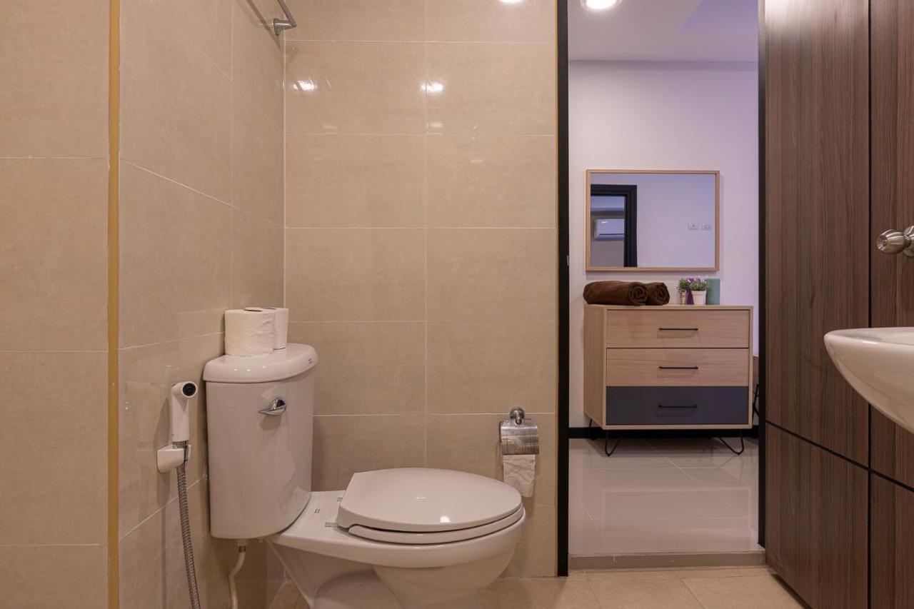 Naiharn Sea By Holy Cow, 1-br, Courtyard View