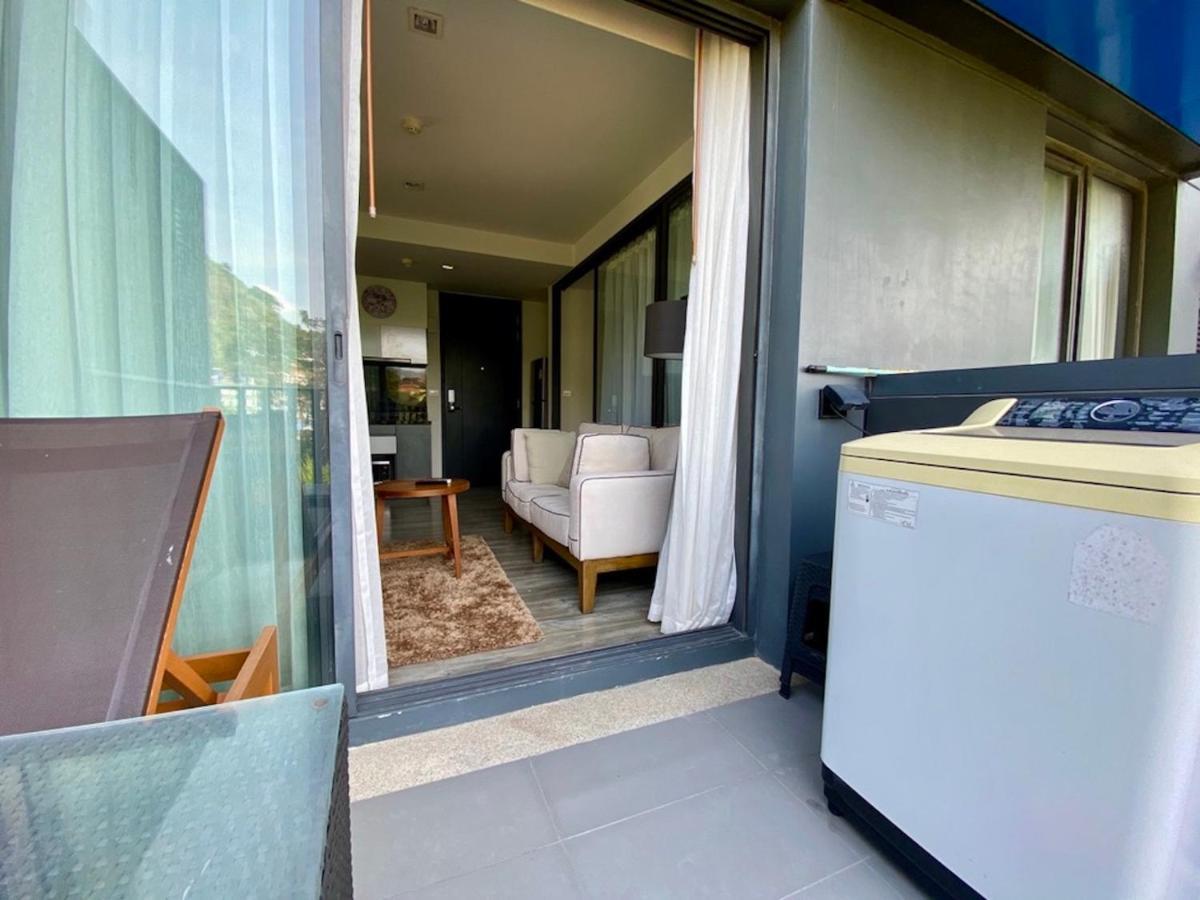 Modern 211 The Deck At