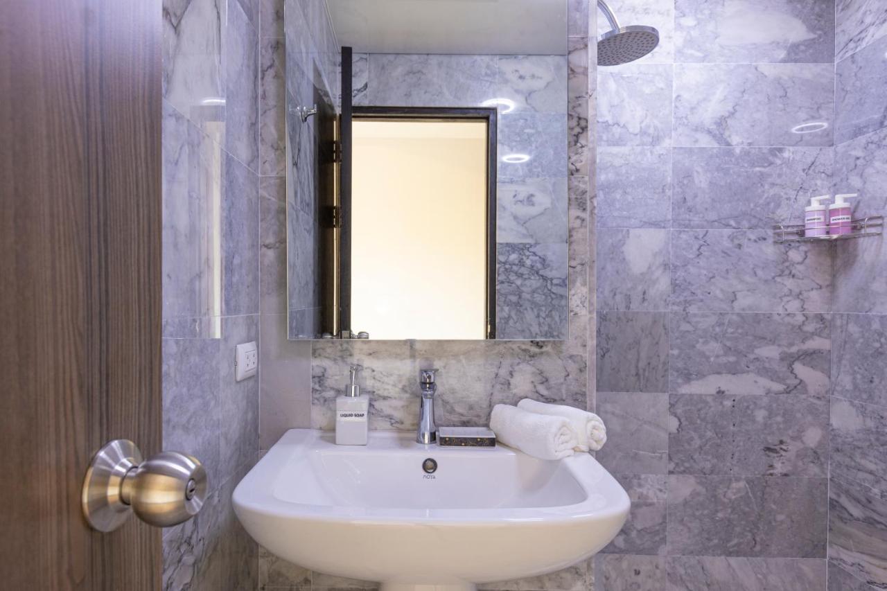 Naiharn Pearl By Holy Cow, 1-br, Courtyard View Nai Harn