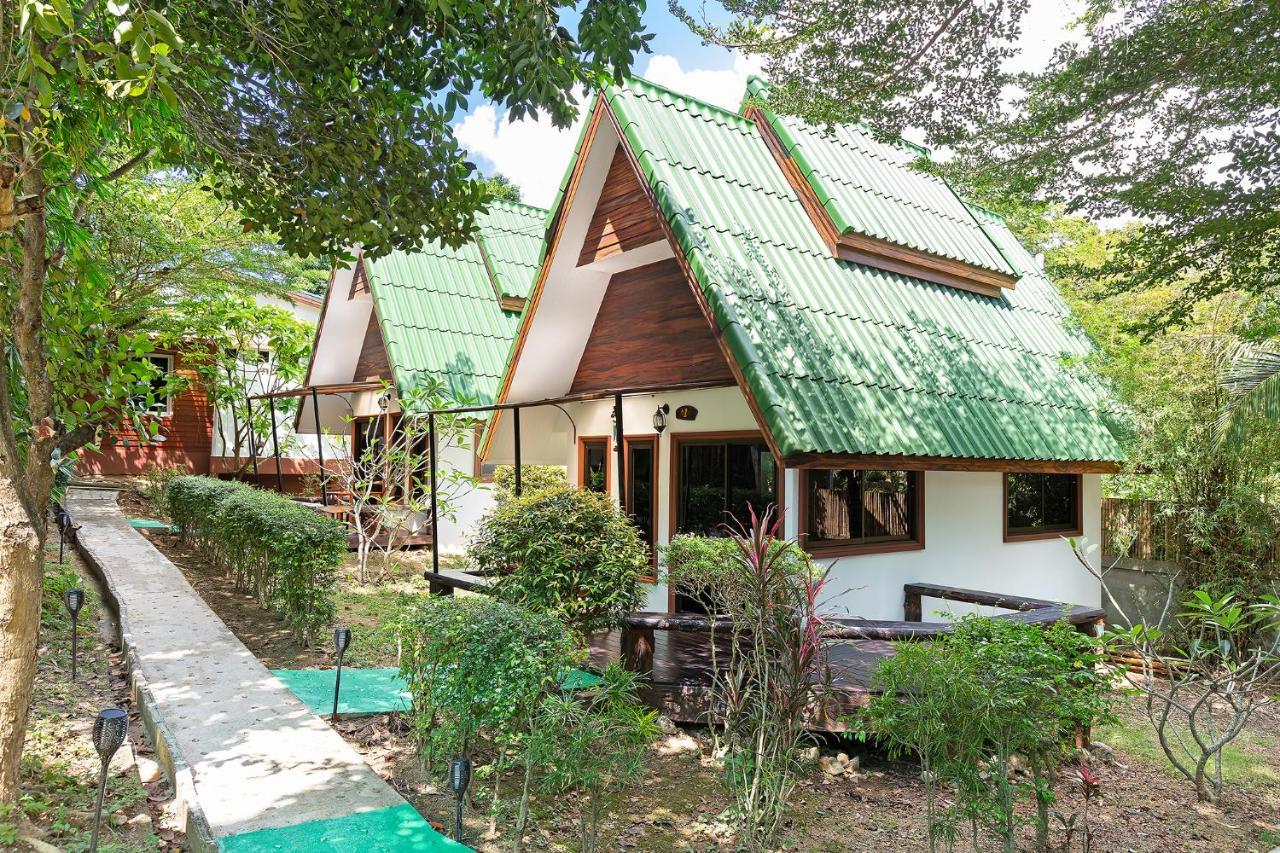 Resort Harmony Naturist Phuket 18yr Minimum Age Only Nudist Nake D Fkk Rawai