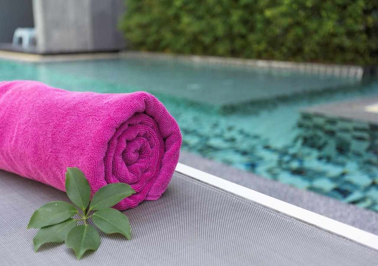 Maya Phuket Airport Hotel-naiyang 4*