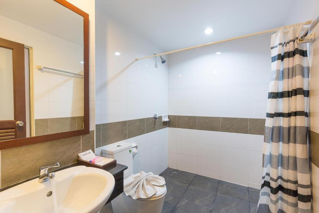 Sharaya Boutique Complex Patong