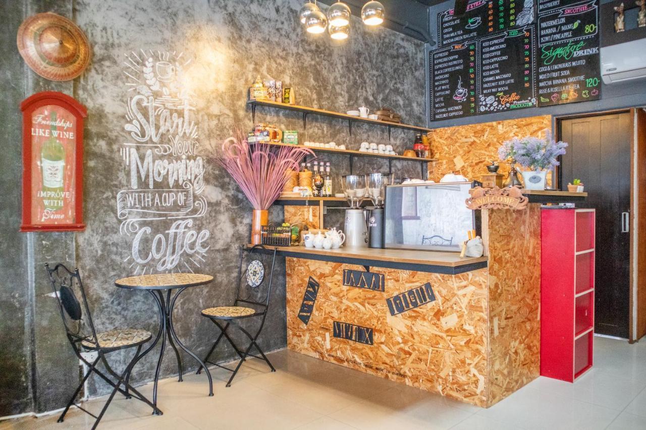 Hostel Oyo 617 Tira Phuket Chalong