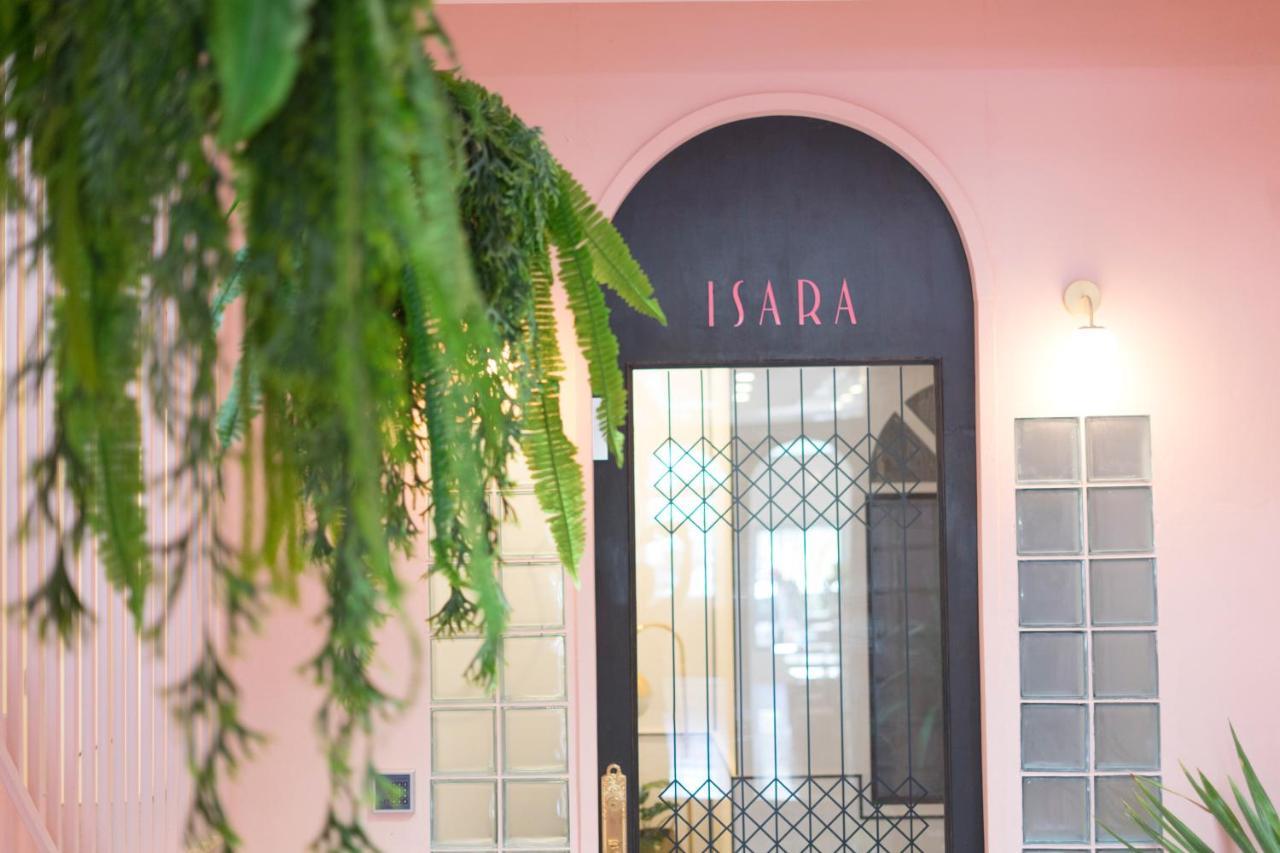 Isara Boutique And Cafe Hotel 3*