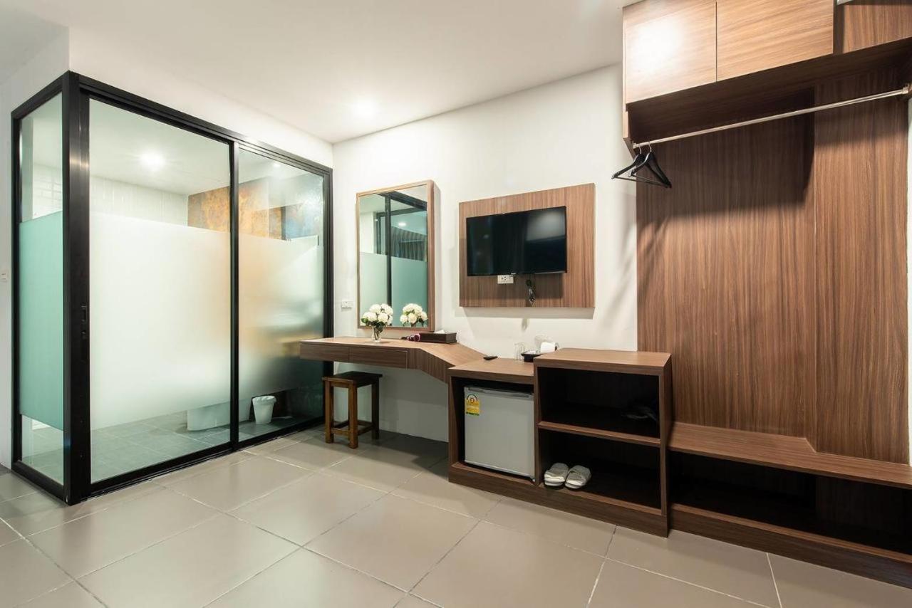 Yamin Seaview Hotel