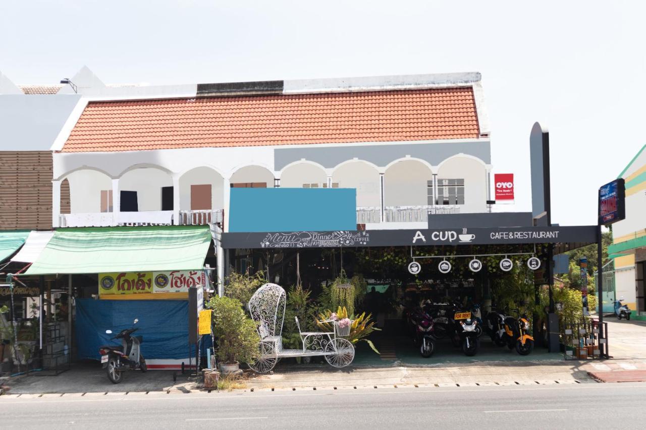 Oyo 617 Tira Phuket * Chalong