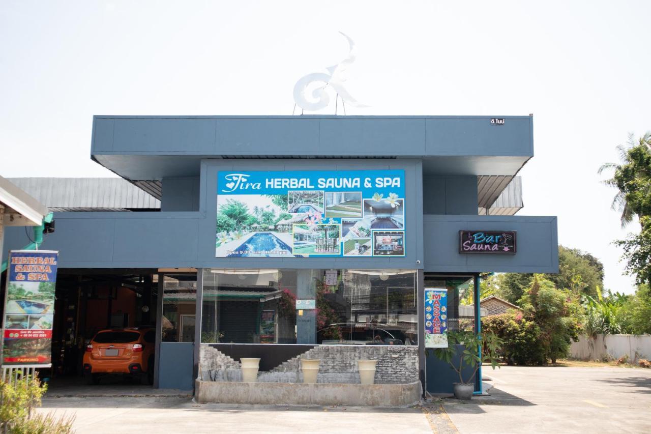 Oyo 617 Tira Phuket Hostel Chalong