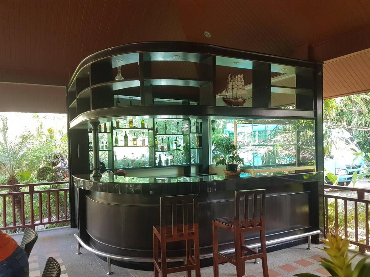 Thai Modern & 