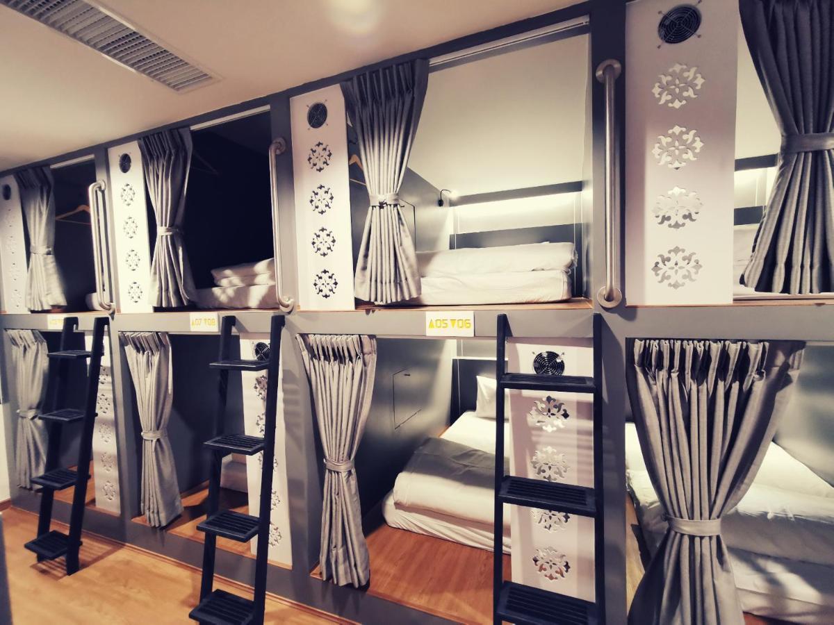 Capzule Bed Hostel Phuket