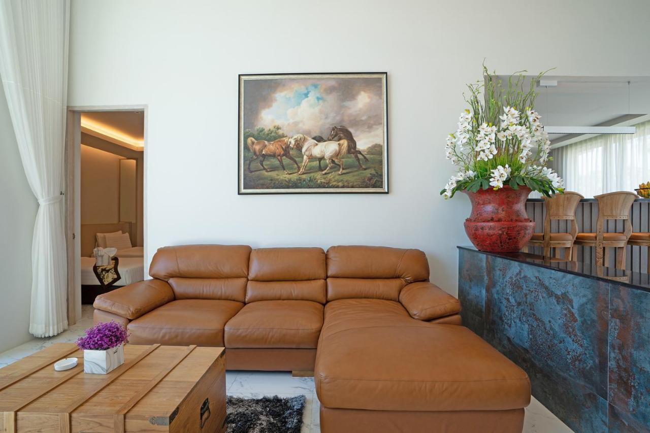 Villa Gold Chariot Pool Villa, Phuket - Sha Certified Strand Bang Tao