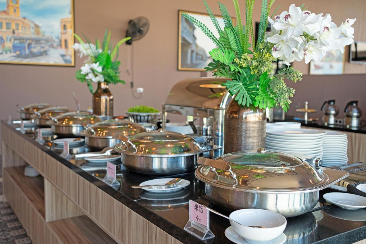 Villa Gold Chariot Pool Villa, Phuket - Sha Certified