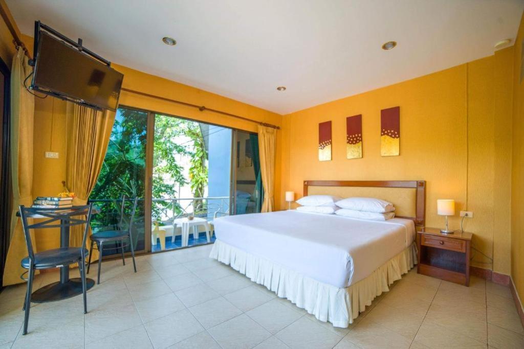 Oyo 1037 Phuket 2* Kamala Beach