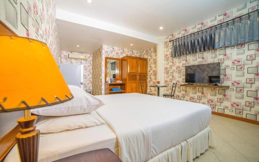 Oyo 1037 Phuket 2* Kamala Beach