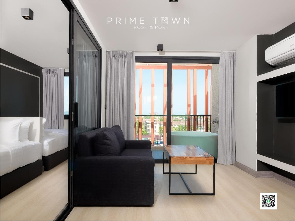 Prime Town - Posh & Port Hotel