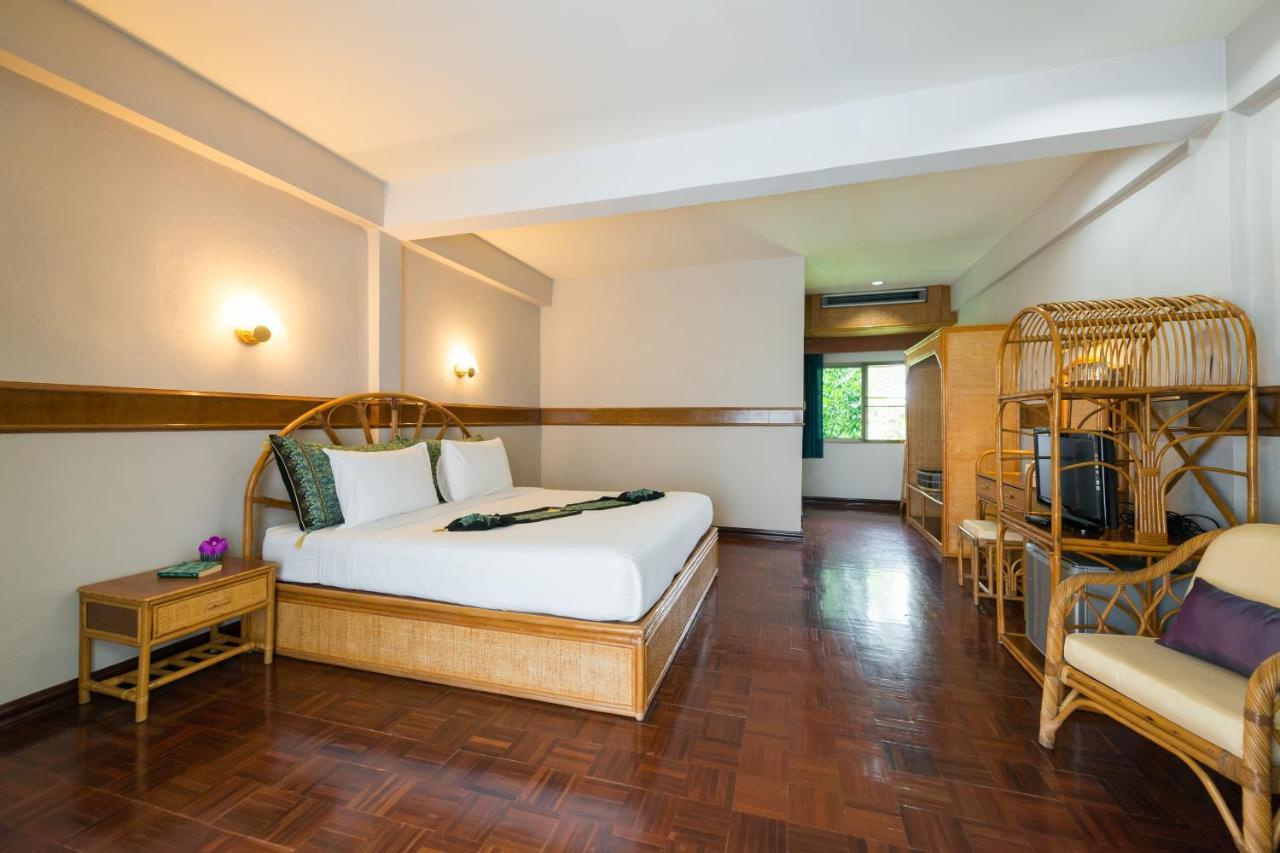 Hotel Pen Hotel, - Sha Extra Surin Beach (Phuket)
