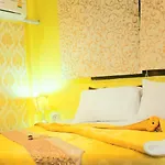 Menulis Coolly House Patong