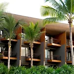 Renaissance Phuket Resort&Spa - SHA Plus