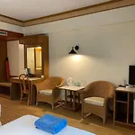 Phuket Golden Sand Inn - Sha Extra Plus