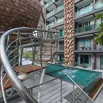 Pool Front Sexy Studio Fully Furnished Apartment