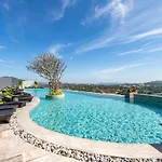 Calypso Garden Residences By Beringela