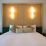 Sawaddi Patong Resort & Spa By Tolani - Sha Extra Plus