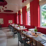 Sleep With Me Hotel Design Hotel @ Patong