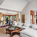 Villa Chang