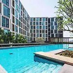 Luxury Condo In Phuket Shopping Center