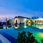 77 Patong Hotel & Spa
