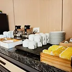 Icheck Inn Residences Patong