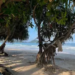 Patong Beach Apartments - 28 Sqm - Kitchen, Private Bathroom, Seating Area, 65\