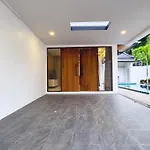Luxury Pool Villa In Phuket