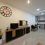 Chic Condominium Karon Beach