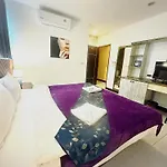 The Shades Hotel 50 Meter Beach Front