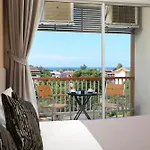 Palmetto By Holy Cow, 2-Br, Sea View