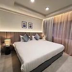 Karon Boutique