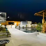 Baya Hotel By Shanaya