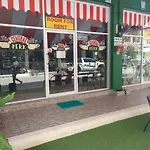 Central Perk Hotel
