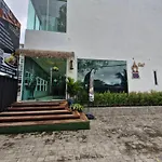 Golden Manora Hotel Bangtao Beach Phuket