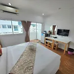 Happy 99 Guest House