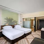 Pullman Phuket Karon Beach Resort