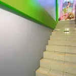 Oyo 586 I Hostel Phuket