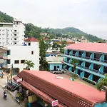 Beehive Magenta Patong Hostel