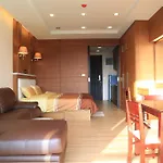 Sea And Sky Condominium Room #406