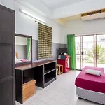 Baan Lukkan Hostel