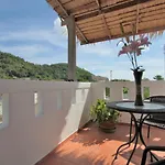 Karon Pool Hotel
